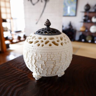 ひびを愛でる 嘯裂文(しょうれつもん)