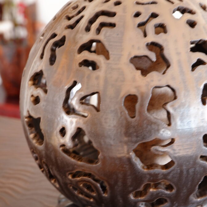 黒金彩絵格子芭蕉紙インテリアランプ