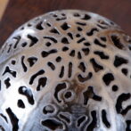 黒金彩絵格子芭蕉紙インテリアランプ