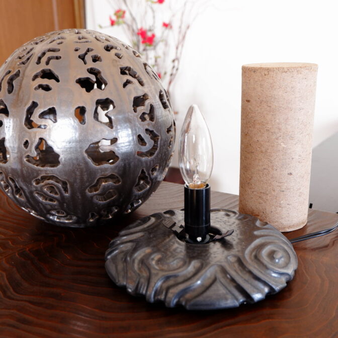 黒金彩絵格子芭蕉紙インテリアランプ