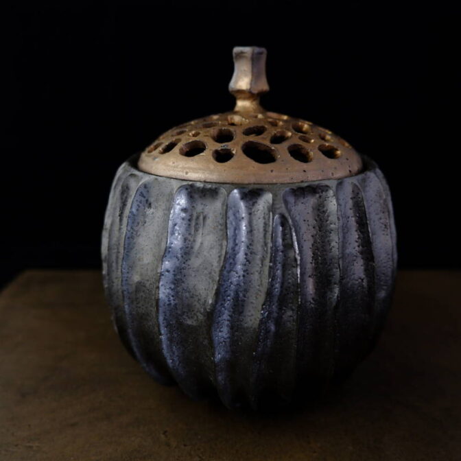 沖縄　陶芸家　陶房然庵　香炉　やちむん