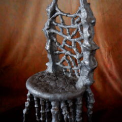 ヤヴァい椅子 Gothic Centipede