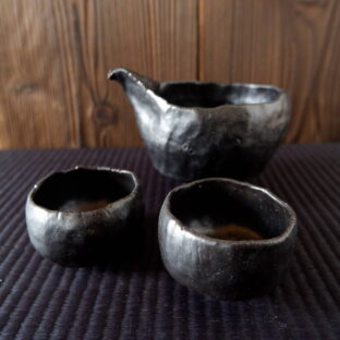 【SALE】黒彩片口ぐい吞みセット1