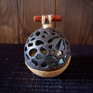 珊瑚土透かし彫り香立て・ポプリケース２　香炉　やちむん　沖縄