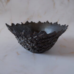 7号黒ブロンズ捻り裂紋炎平鉢409　多肉植物　盆栽　植木鉢　作家鉢　鉢皿　沖縄