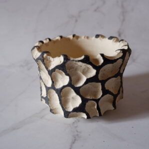 4号黒化粧砂岩鉢821　塊根植物　多肉植物　アガベ　グラキリス　パキプス　盆栽　植木鉢　作家鉢　鉢皿　沖縄