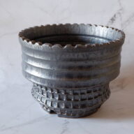 8号燻し黒鉢870　塊根植物　多肉植物　アガベ　グラキリス　パキプス　盆栽　植木鉢　作家鉢　鉢皿　沖縄