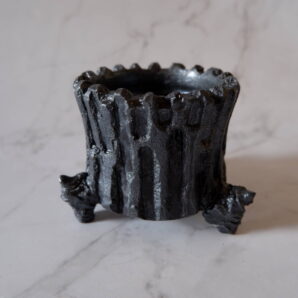 3号鉄砂黒三脚鉢057　塊根植物　多肉植物　アガベ　グラキリス　パキプス　万年青　盆栽　植木鉢　作家鉢