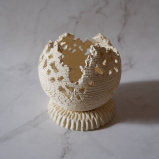 珊瑚土透かし彫りキャンドルホルダー2 線香 インセンス 香炉 やちむん 沖縄