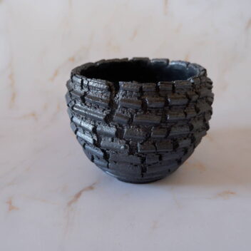 4.5号鉄砂黒裂紋鉢227　塊根植物　多肉植物　アガベ　盆栽　植木鉢　作家鉢