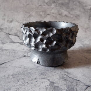 4.5号鉄砂黒鉢313 塊根植物 多肉植物 アガベ 盆栽 植木鉢 作家鉢 鉢皿 沖縄