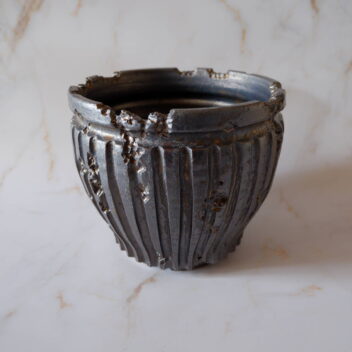 塊根植物・多肉植物に着せたくなる鉢を | 陶器・植木鉢の通販サイト