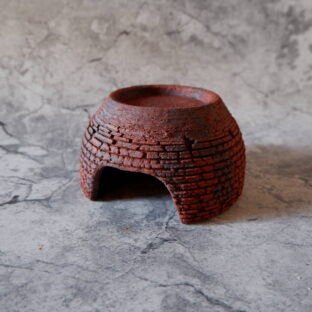 4.5号赤土裂紋爬虫類シェルター417　昆虫　飼育ケース　陶器製　作家もの　沖縄