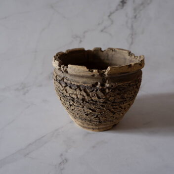 4号黄黒練込み鱗裂紋鉢466　塊根植物　多肉植物　アガベ　盆栽　植木鉢　作家鉢　鉢台　沖縄