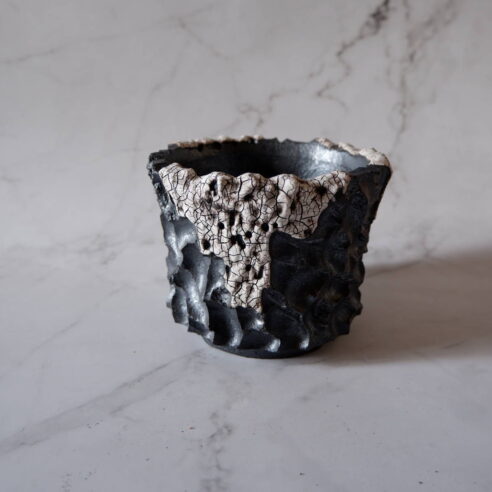 4号貫入白化粧黒鉢510　塊根植物　多肉植物　アガベ　盆栽　植木鉢　作家鉢　鉢台　沖縄